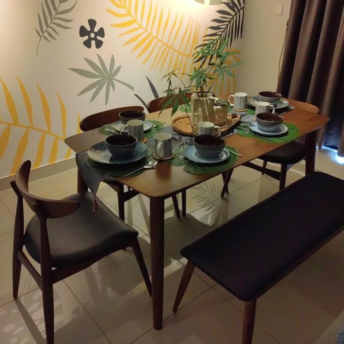 Alocasia Geniehome 3Br Free Wifi @ Utropolis Shah Alam Esterno foto