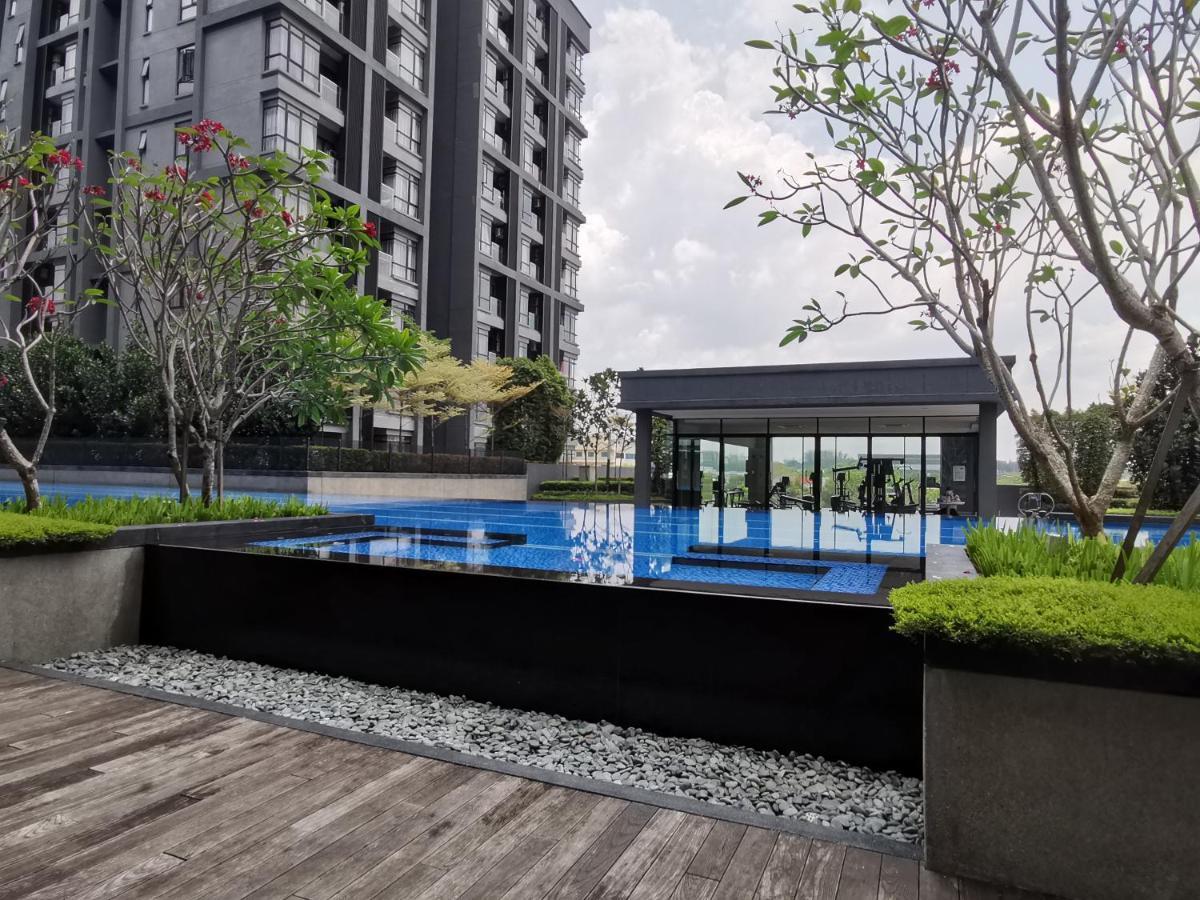 Alocasia Geniehome 3Br Free Wifi @ Utropolis Shah Alam Esterno foto