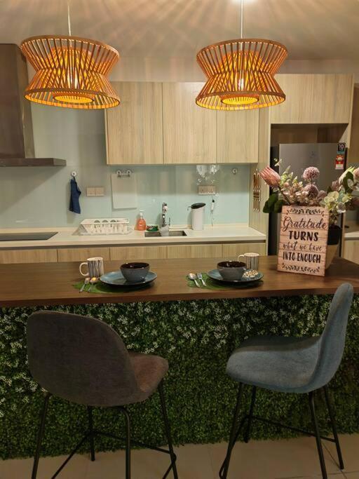 Alocasia Geniehome 3Br Free Wifi @ Utropolis Shah Alam Esterno foto